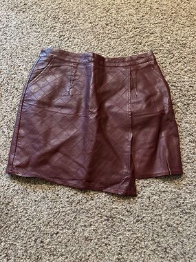 Women’s Quilted Faux Leather Burgundy Skirt